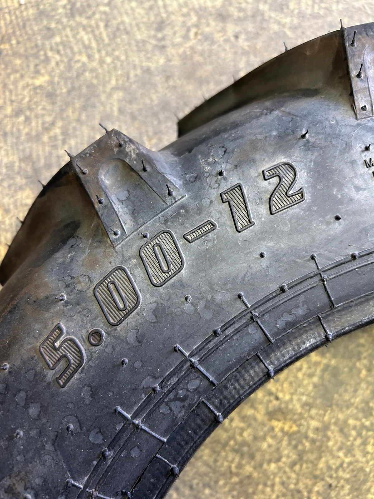 ALLIANCE FARMPRO 324 BSW 5 12 6PLY FARM TIRE 32401105