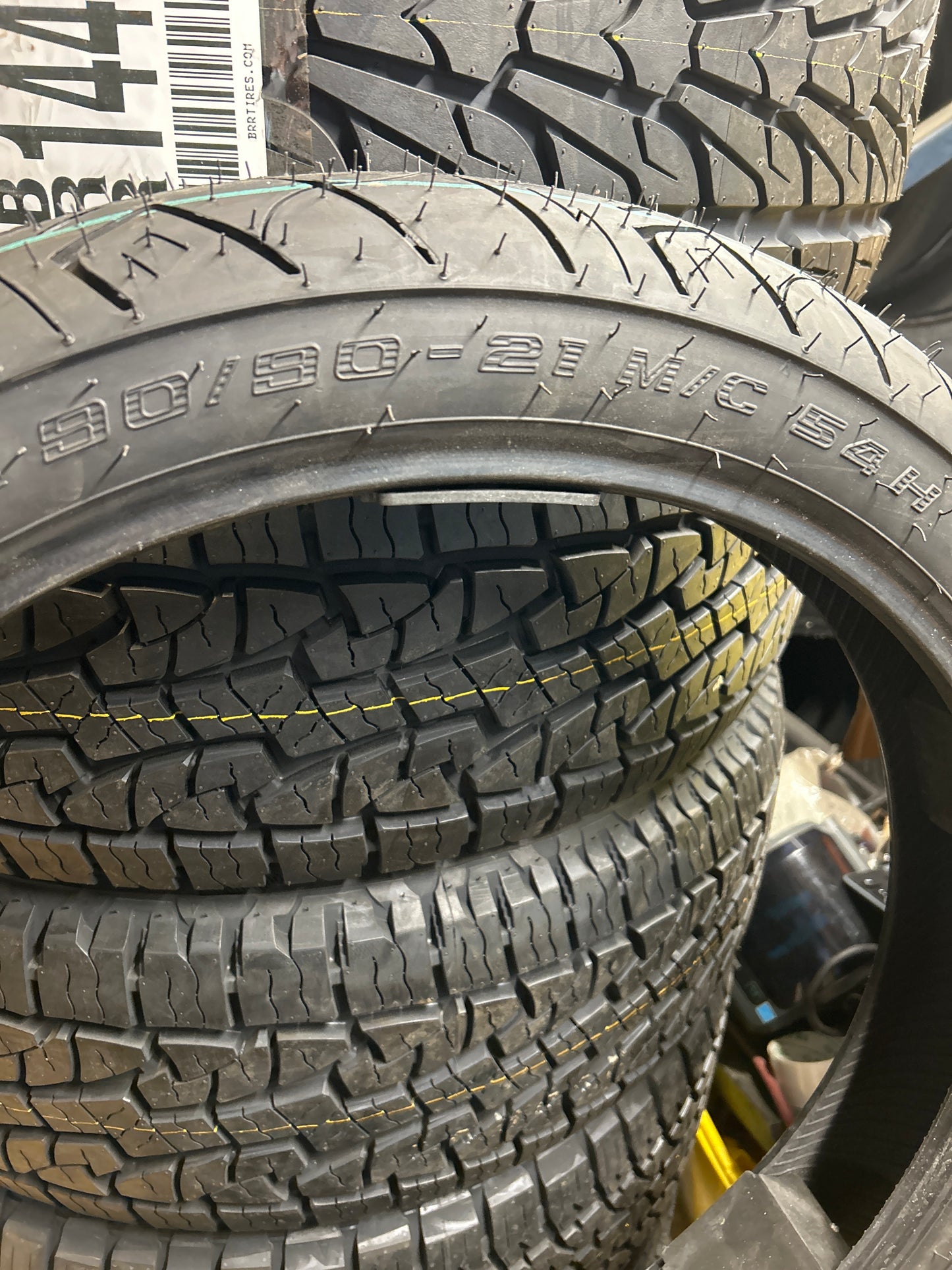 SHINKO SR777 BSW 90 90 21 54H FRONT TIRE 874565