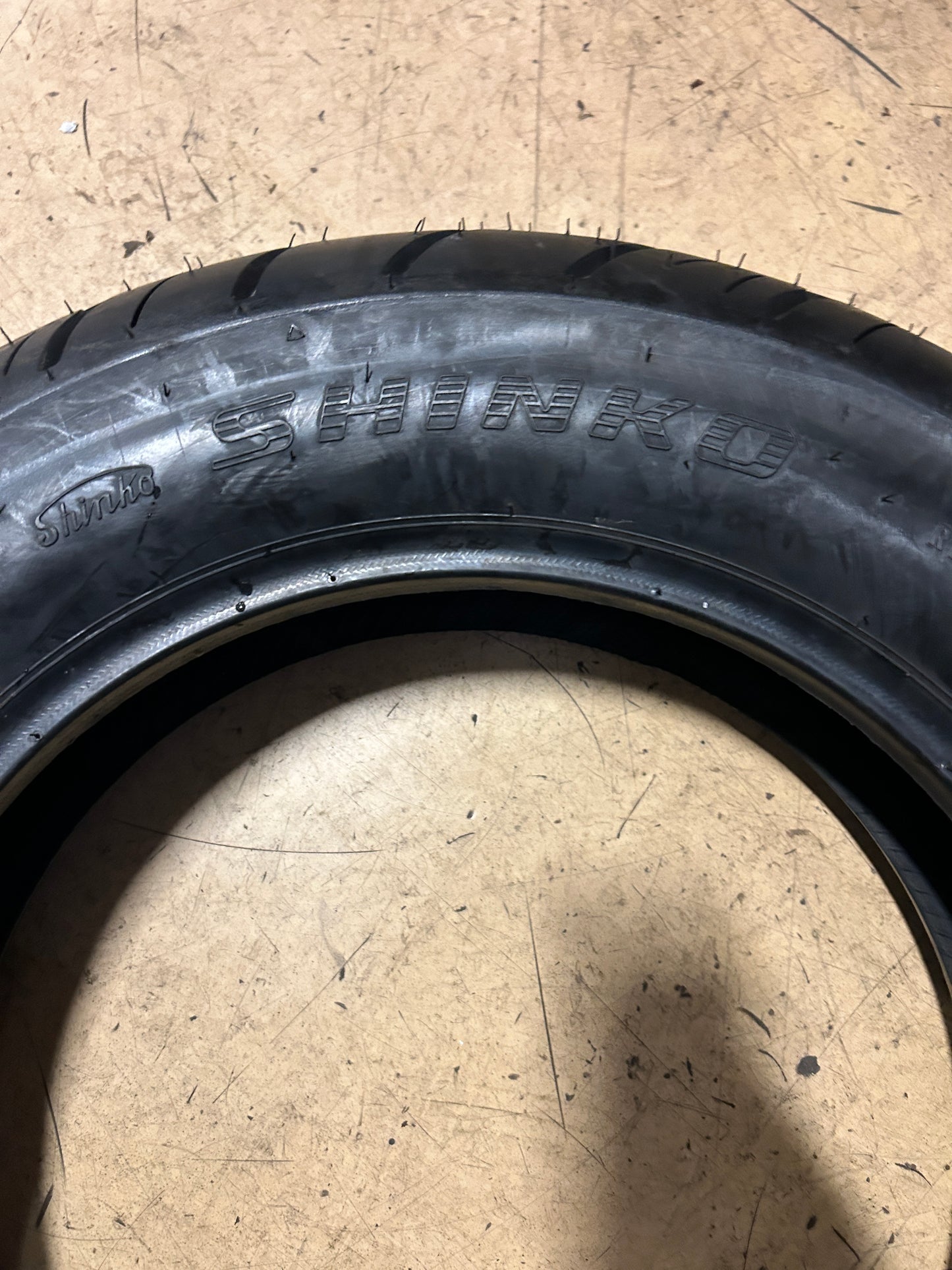 SHINKO SR777HD BSW  150 90 15 80H REAR MOTORCYCLE TIRE 1671510001