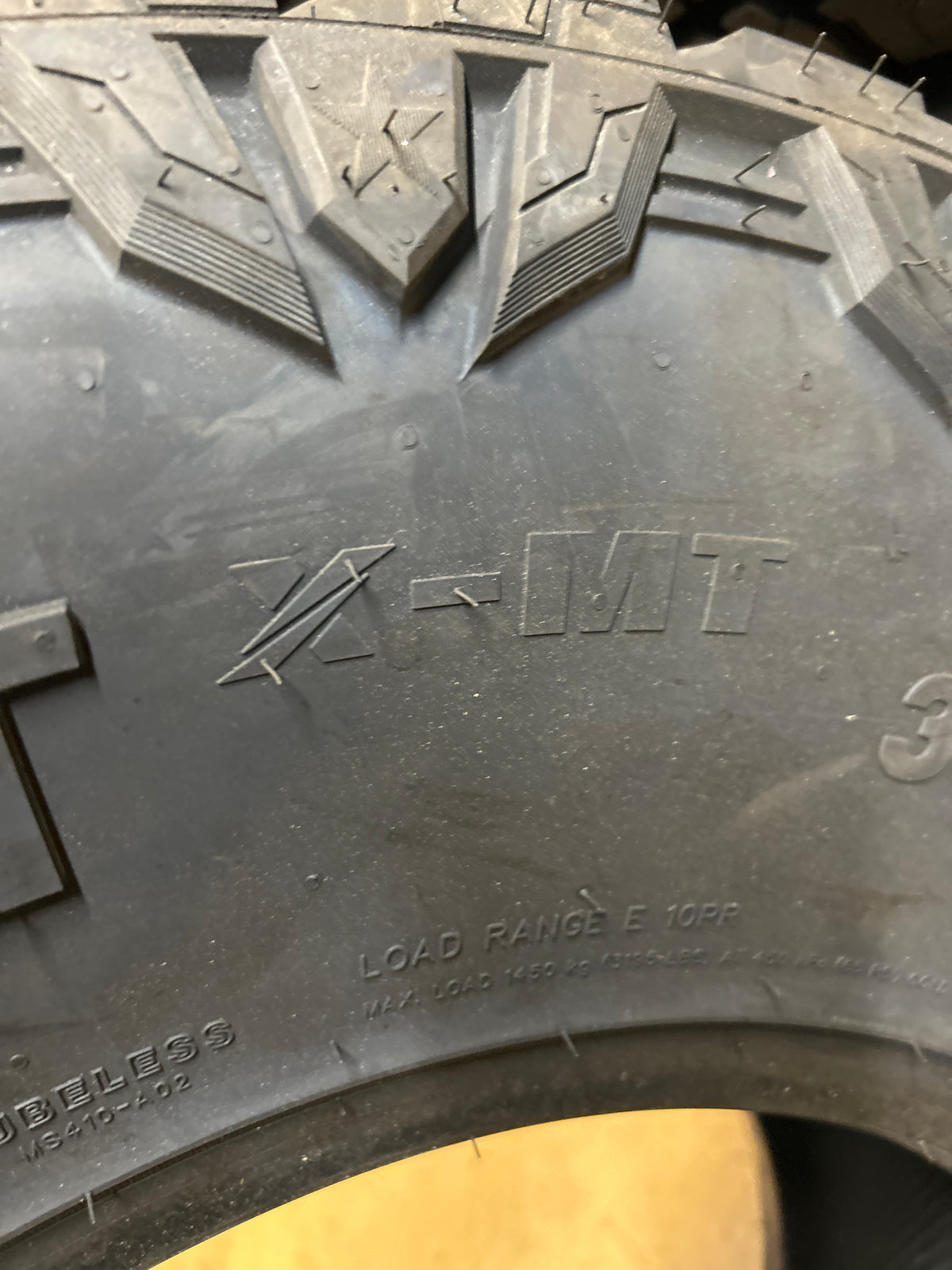 PREDATOR NEW MUTANT X-MT BSW LT35 12.5 17 121R 10PLY M/T TIRE NPRXMT04