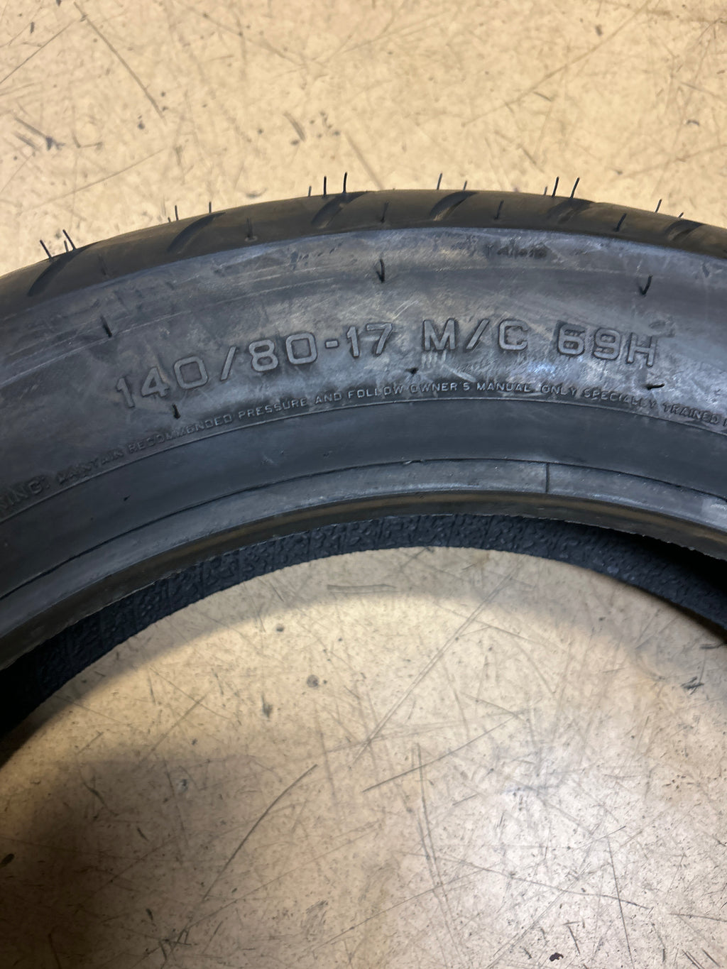 NOS METZELER ME880 MARATHON BSW 140 80 17 69H FRONT TIRE 1624200