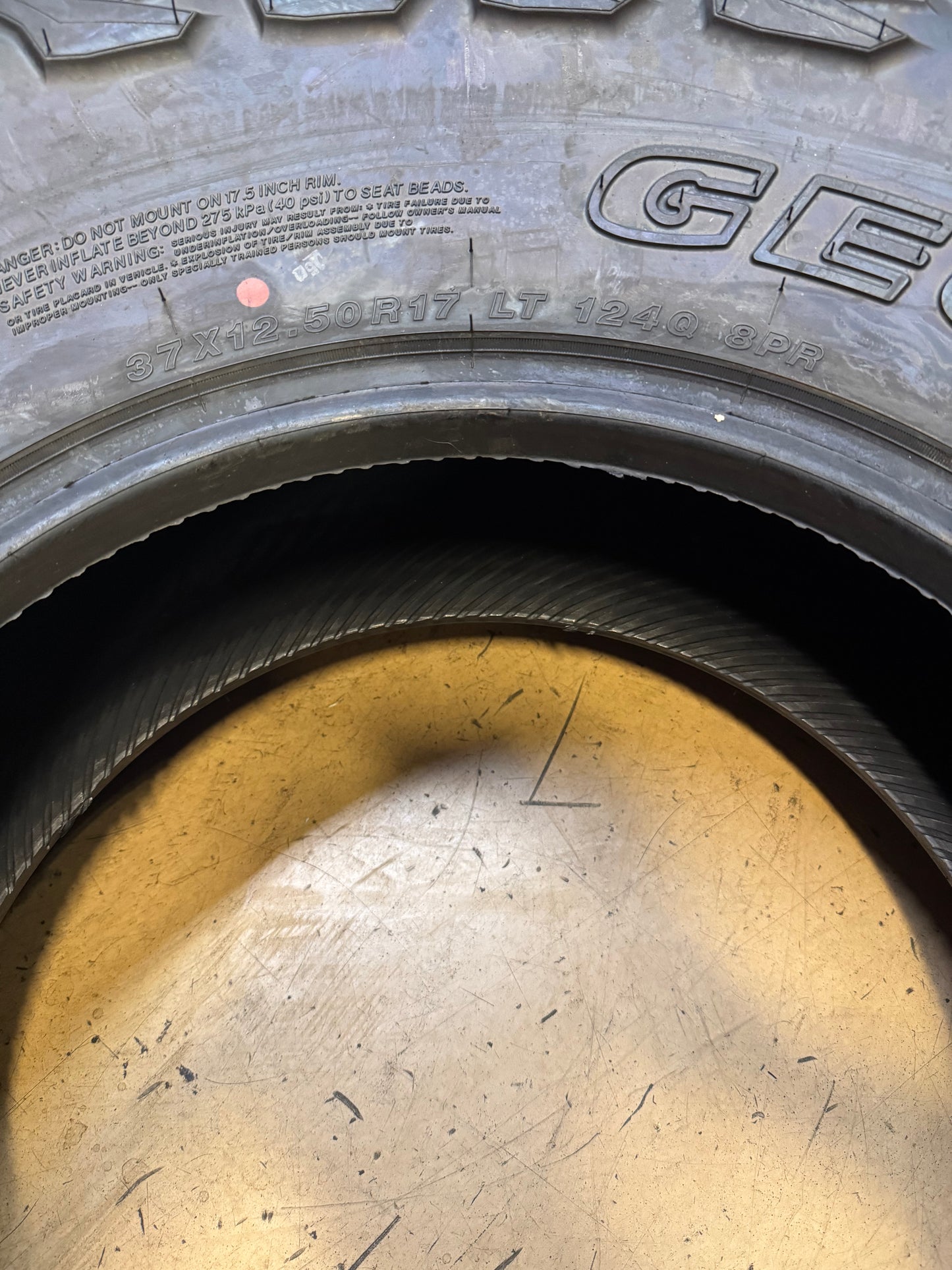 YOKOHAMA GEOLANDAR X-AT BSW LT 37 12.5 17 124Q 8PLY ALL TERRAIN TIRE 110116004