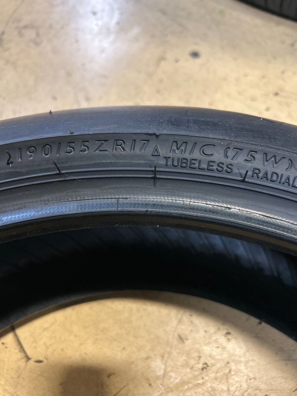 DUNLOP SPORTMAX Q5 BSW 190 55 17 75W REAR TIRE 45247188