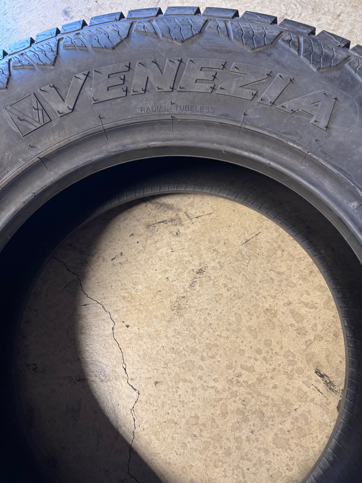 VENEZIA CRUSADE A/T BSW LT 245 75 17 121/118S 10PLY ALL TERRAIN TIRE VZT1055