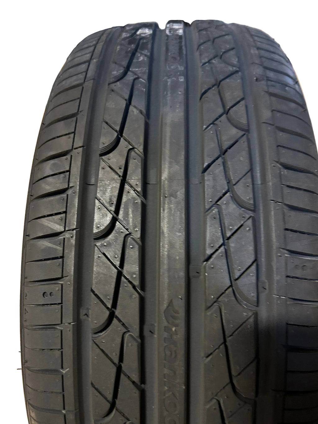 NOS HANKOOK VENTUS V2 CONCEPT2 BSW P 205 45 17 88V XL ALL SEASON TIRE 1014371