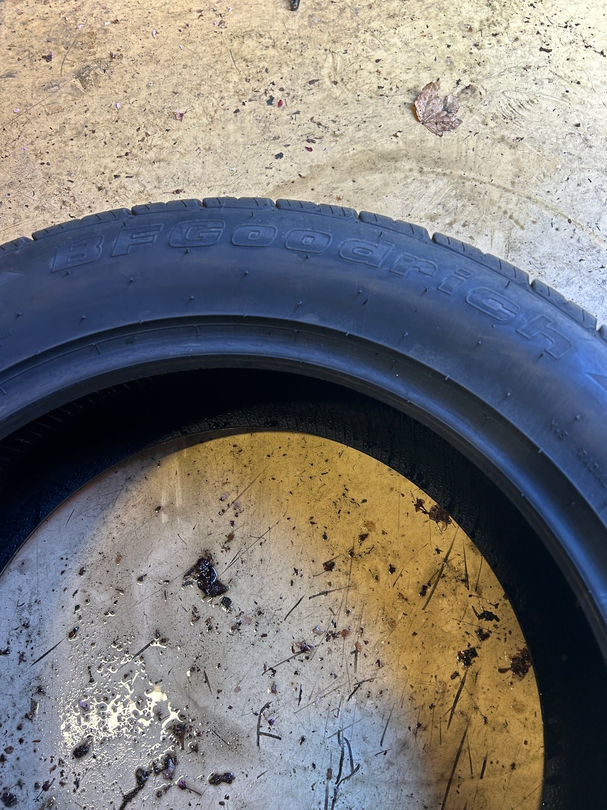 BFGOODRICH ADVANTAGE CONTROL ALL SEASON BSW P 245 55 19 103H TIRE 17779
