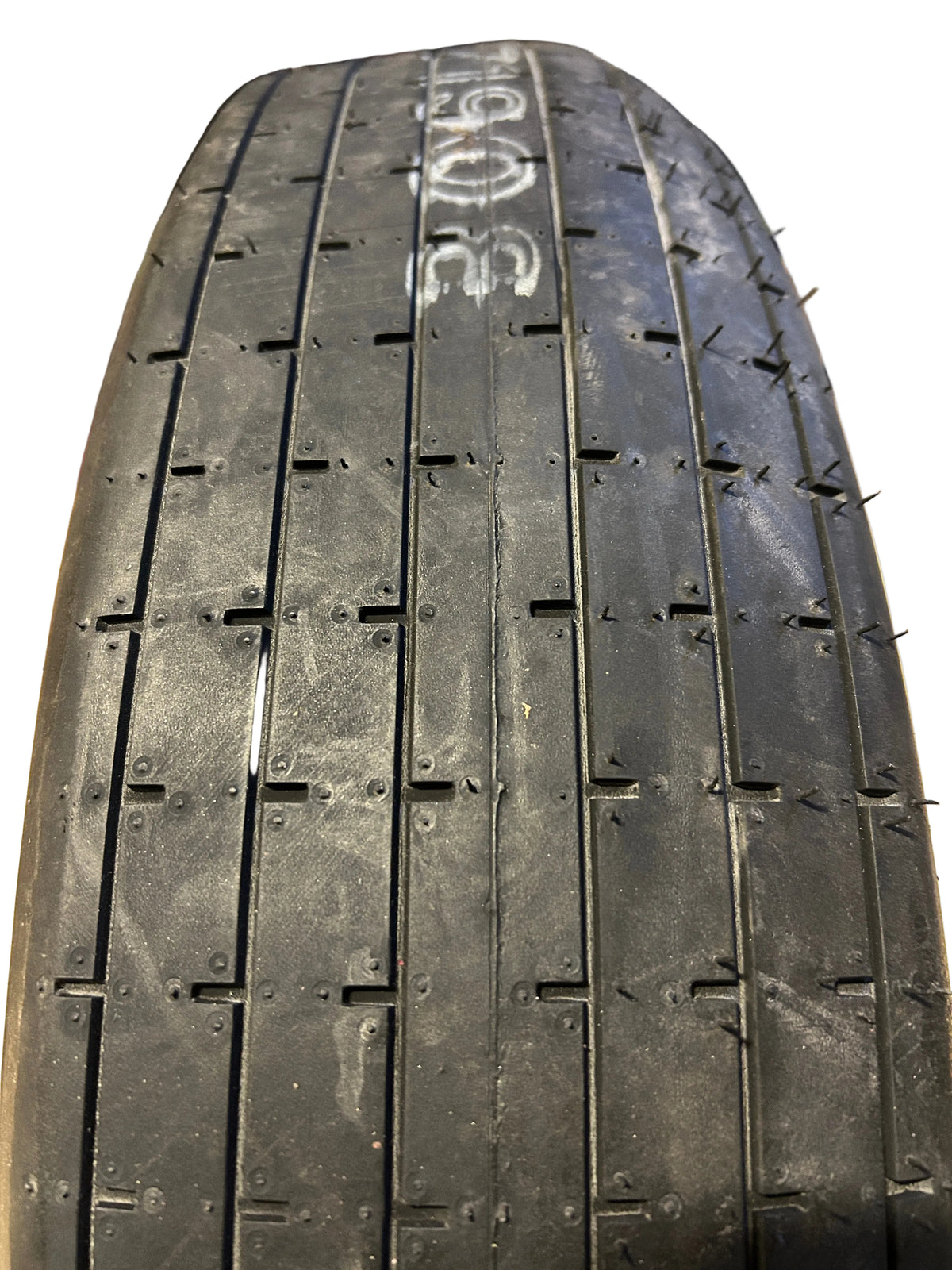MICKEY THOMPSON ET FRONT BSW 28 4.5 15 DRAG TIRE 250933