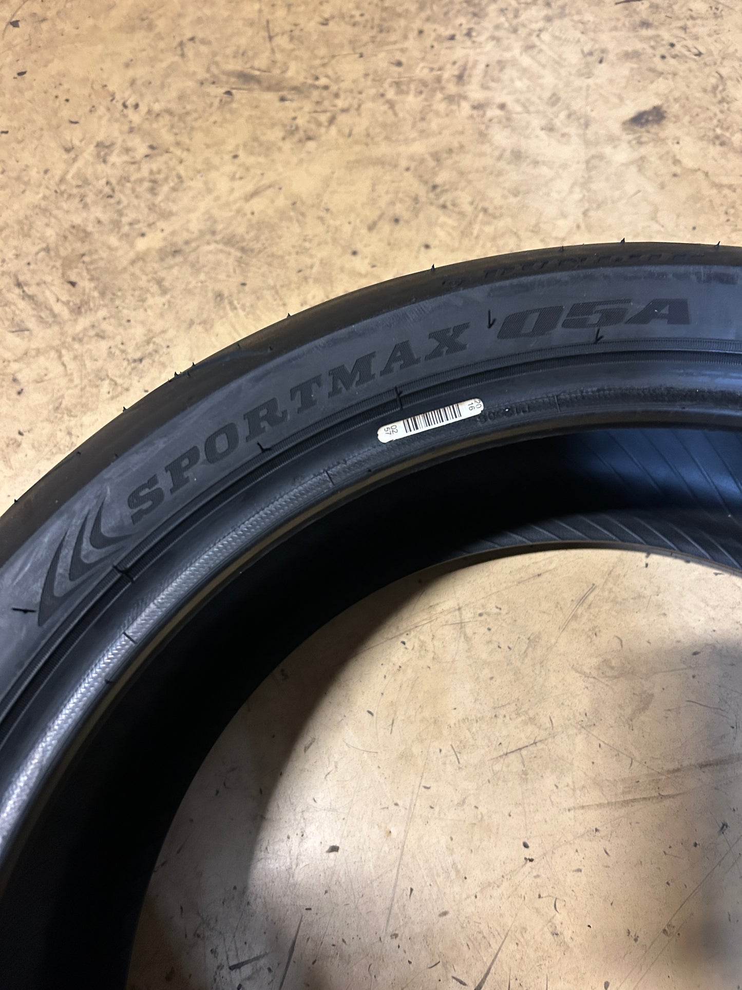 DUNLOP SPORTMAX Q5A BSW 190 55 17 75W REAR MOTORCYCLE TIRE 45274208