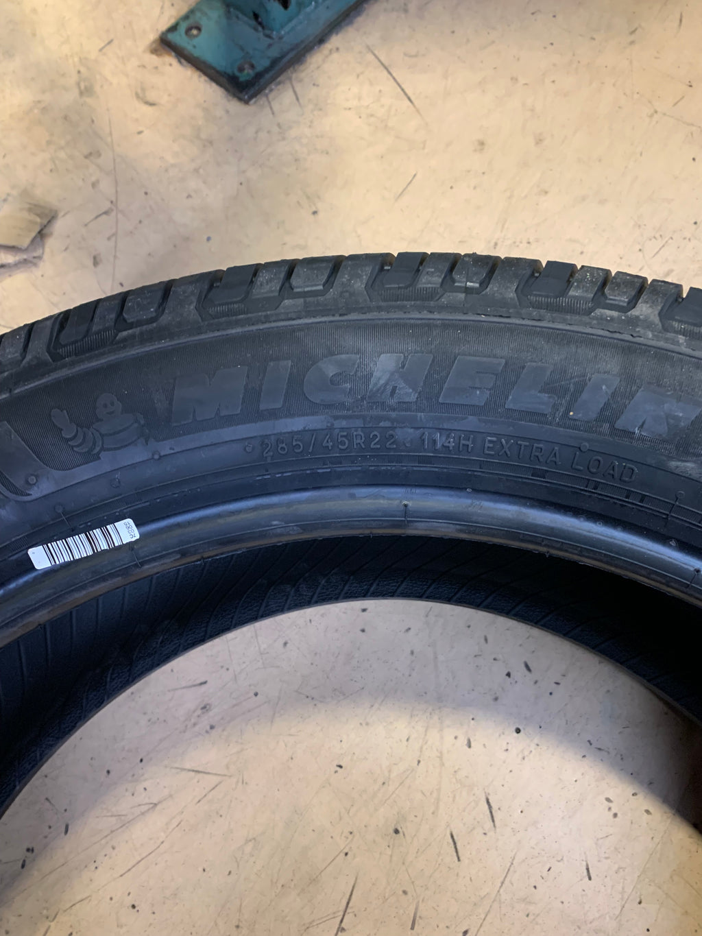 MICHELIN DEFENDER LTX M/S2 BSW XL 285 45 22 114H HIGHWAY TERRAIN TIRE 26248
