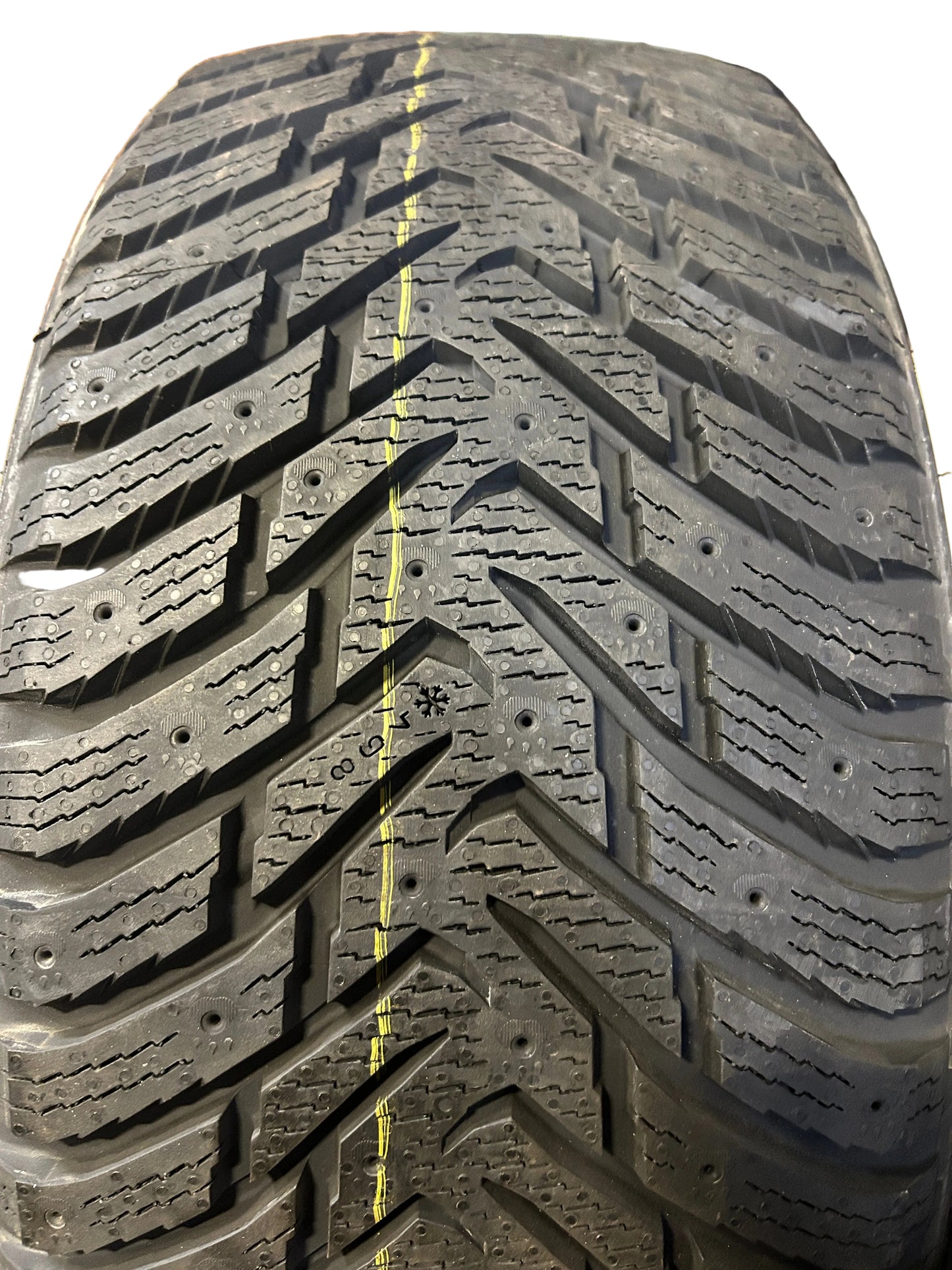 2 NOS NOKIAN HAKKAPELIITTA 8 BSW P 245 50 18 104T XL WINTER TIRE T428546