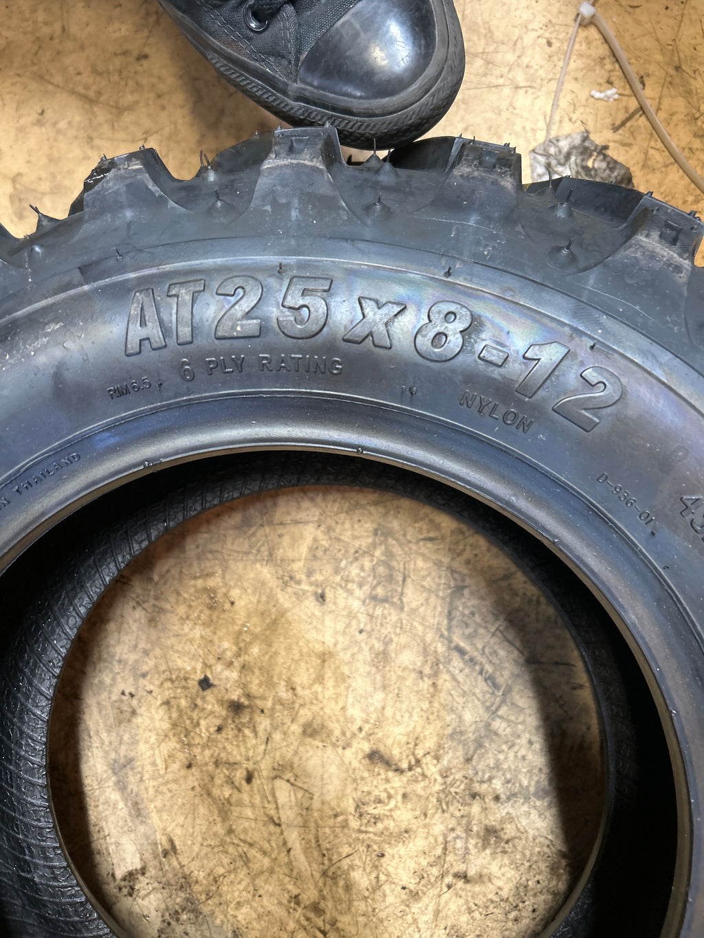 DEESTONE MUD CRUSHER D936 BSW  25 8 12 43F ATV/UTV TIRE DS8003