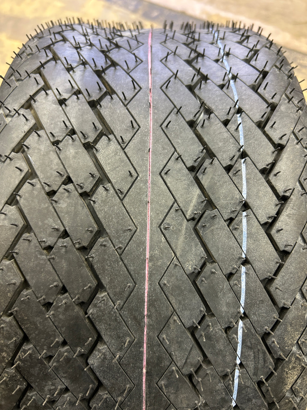 GREEN SAVER G7001 BSW  18 8.5 8 4PLY GOLF TIRE G8852Y