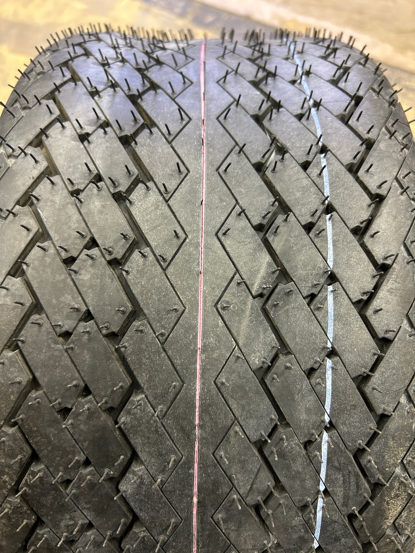 GREEN SAVER G7001 BSW  18 8.5 8 4PLY GOLF TIRE G8852Y