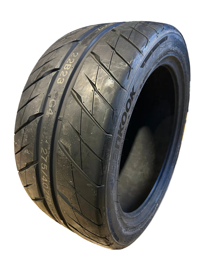 NOS HANKOOK VENTUS RS4 BSW P 275 40 18 99W UHP TIRE 1020377