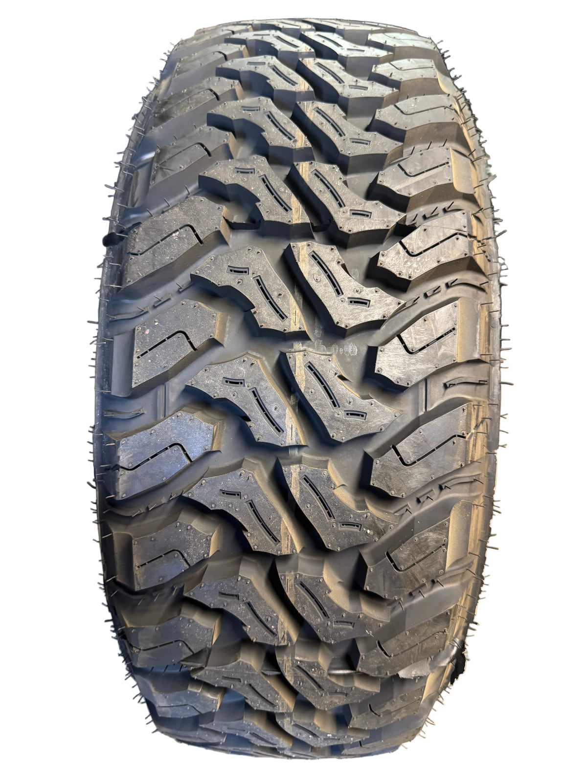 2 NOS ACCELERA M/T-01 BSW P 265 60 18 110S MUD TERRAIN TIRE 1200047655
