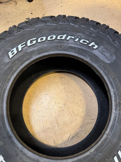 BFGOODRICH ALL TERRAIN T/A KO3 BSW LT 35 12.5 17 119R 8PLY TIRE 03347