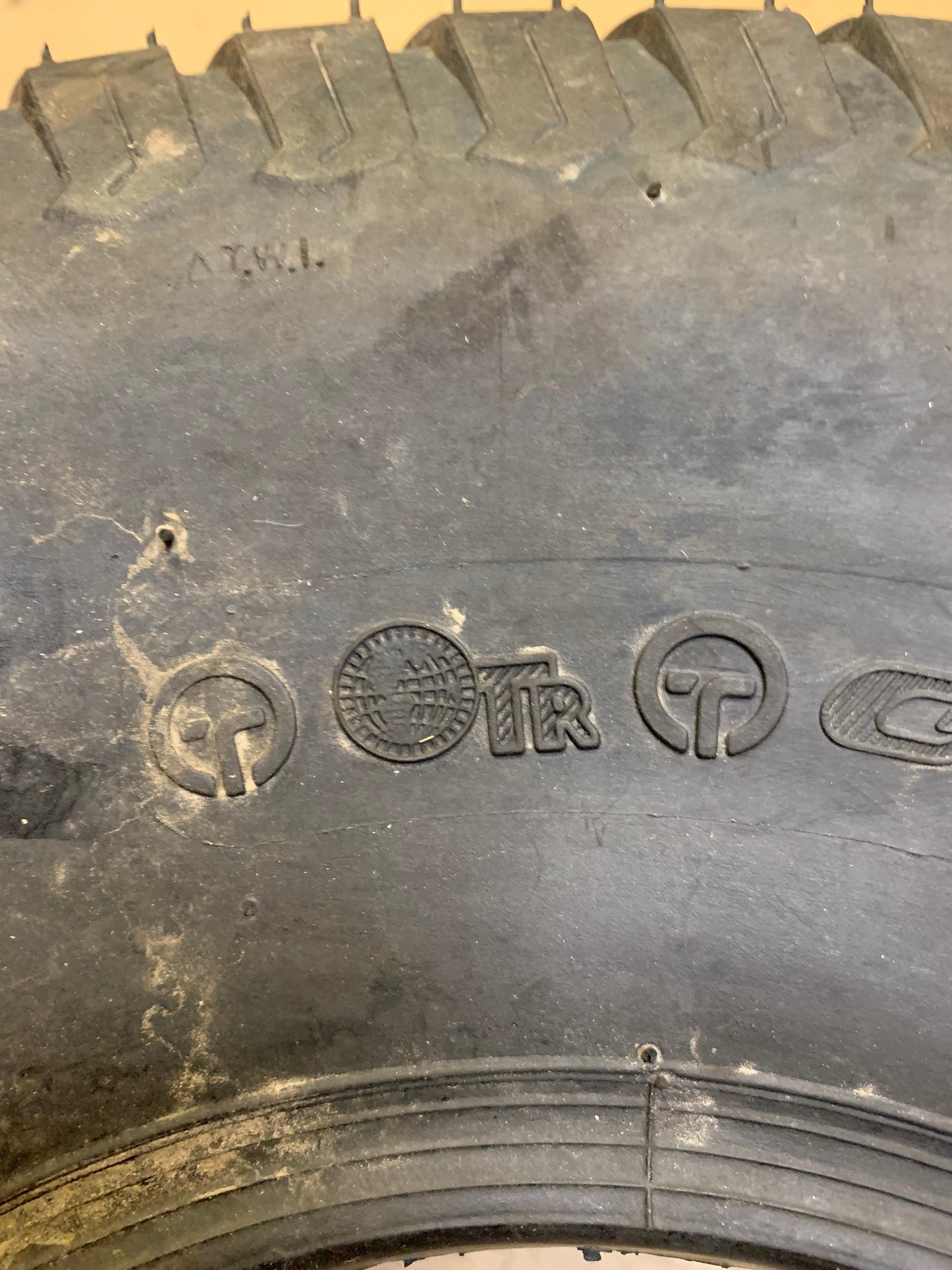 OTR GRASS MASTER BSW AT 20 8 8 4PLY LAWN TIRE T804208008