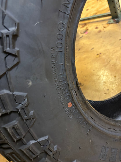 CENTENNIAL DIRT COMMANDER M/T BSW LT 31 10.5 15 109Q LRC 6 PLY MUD TERRAIN TIRE TCD1531105C