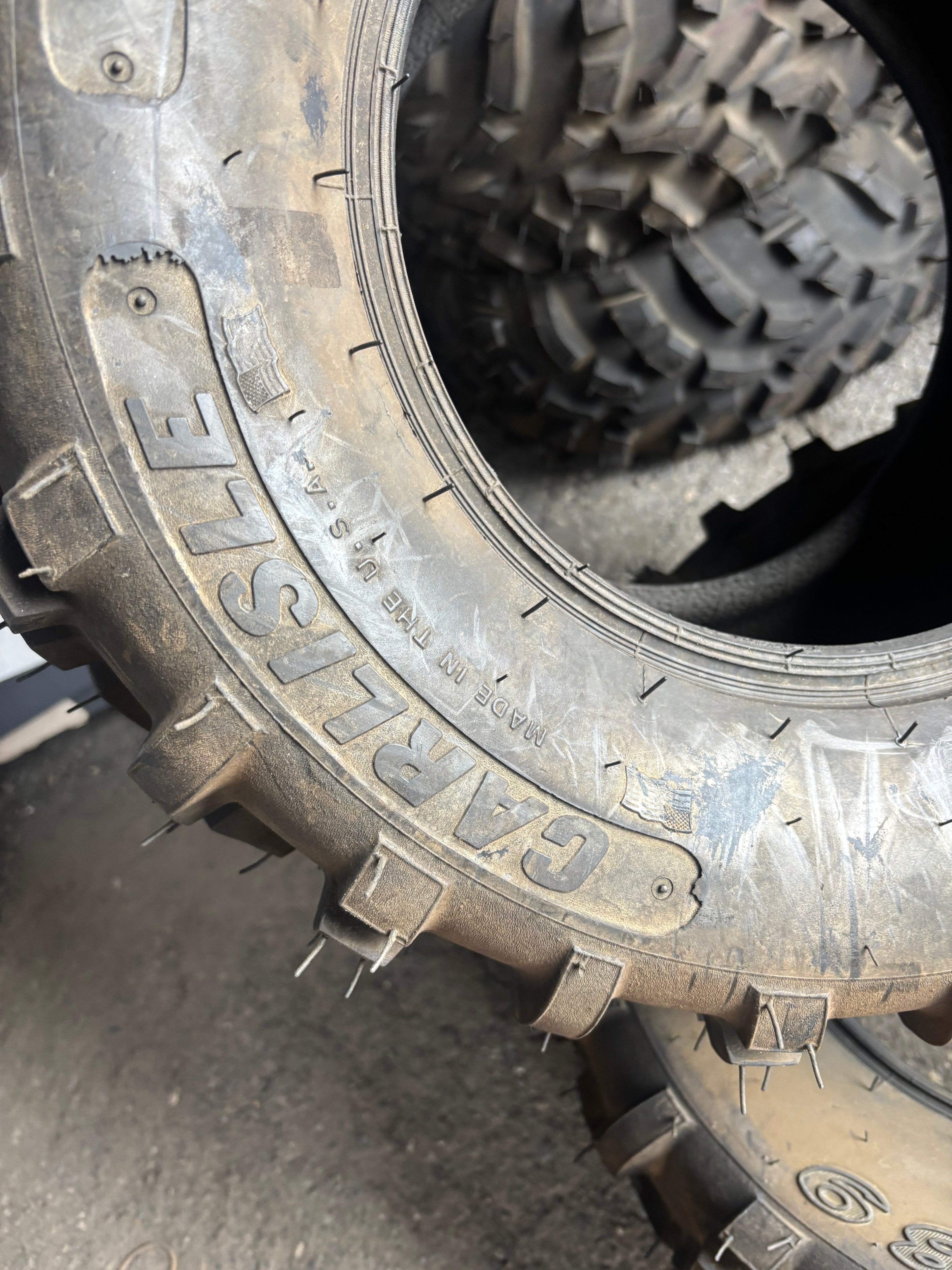 NOS CARLISLE AT489 BSW 24 10 11 48F ATV/UTV TIRE 589328