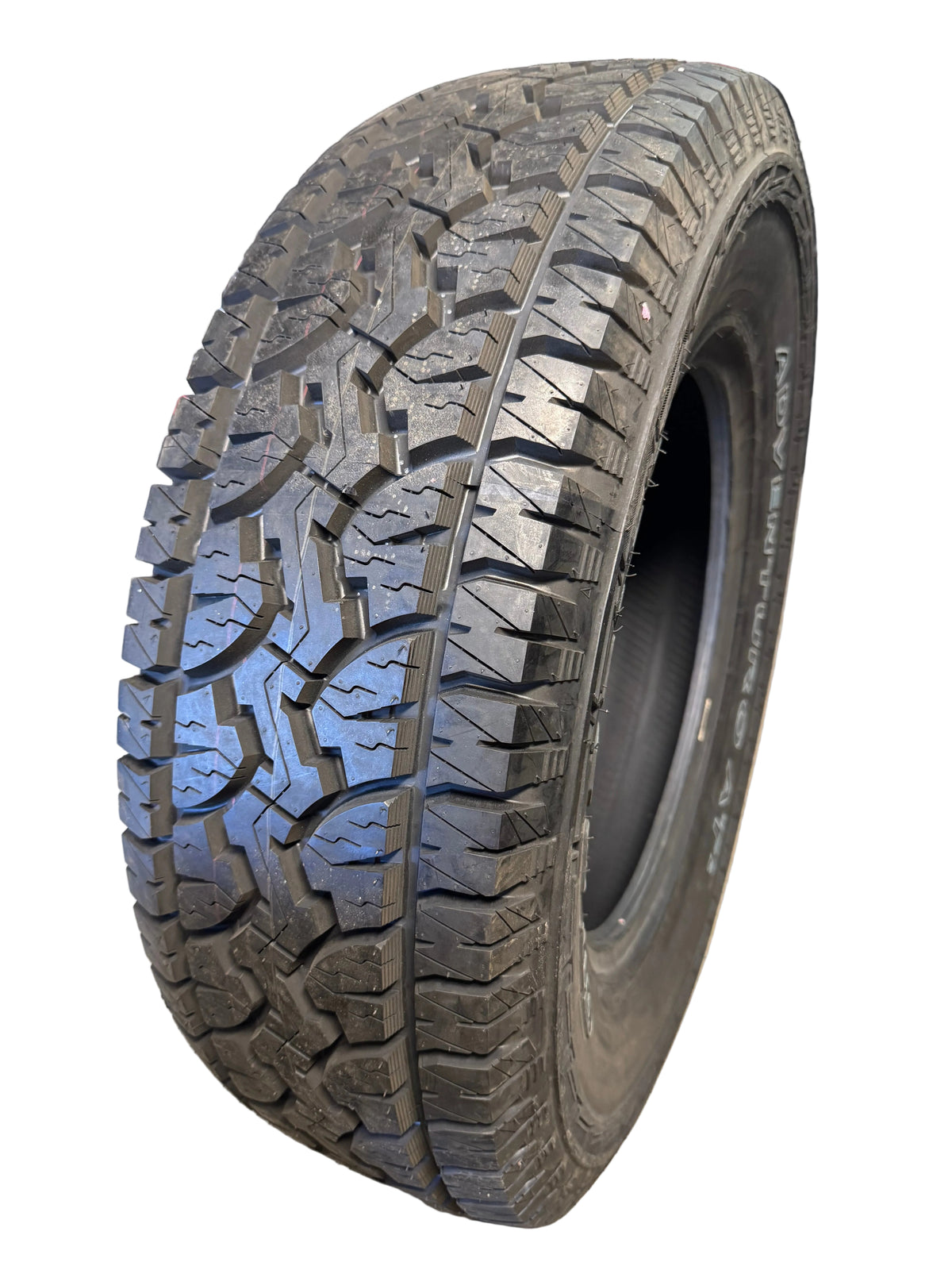 NOS GT RADIAL ADVENTURO AT3 OWL LT 275 70 18 125/122S 10PLY ALL TERRAIN TIRE AS096