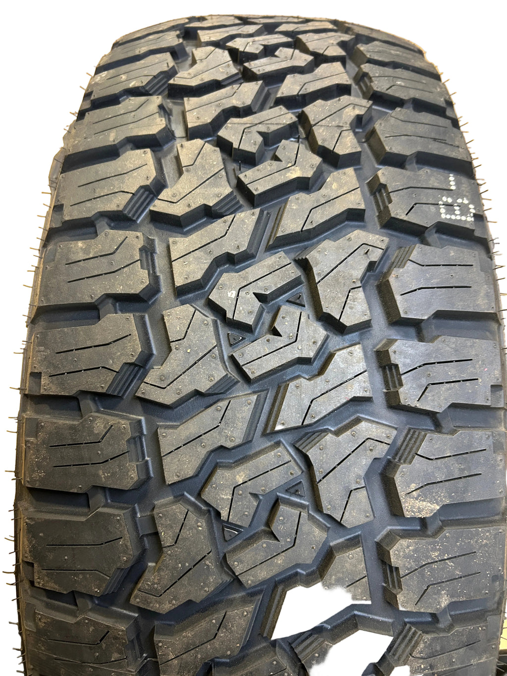 2 MASTERTRACK BADLANDS AT BSW P 275 60 20 115T ALL TERRAIN TIRE MASTAT015