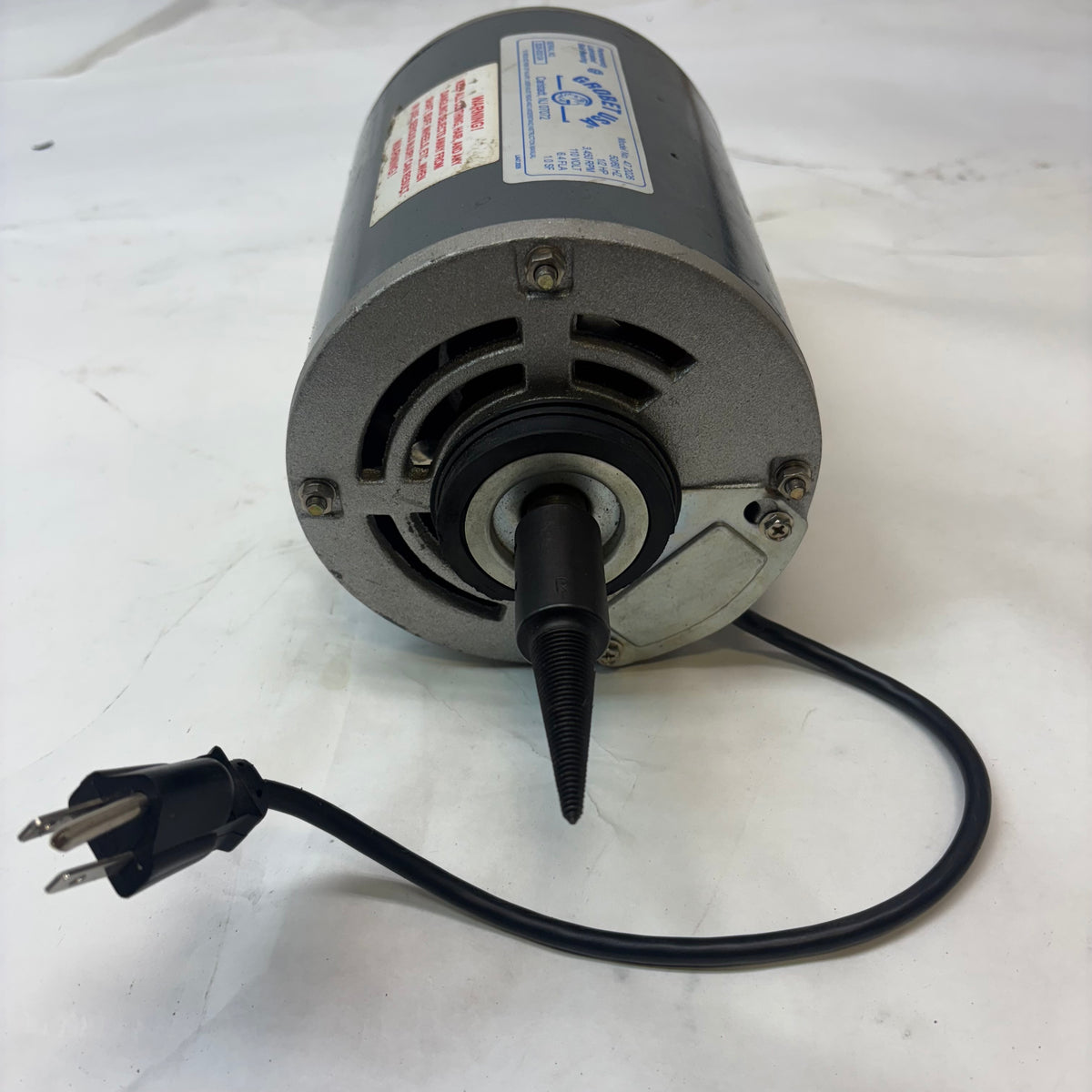 GROBET USA DOUBLE SPINDLE 1/2 HP POLISHING MOTOR 50/60HZ 3450RPM 110V 47.2026