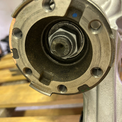 23-25 CHEVY TAHOE FRONT AXLE DIFFERENTIAL CARRIER