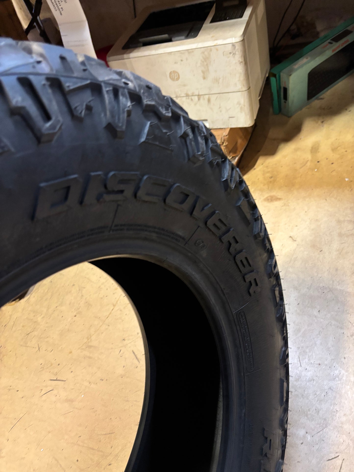COOPER DISCOVERER RUGGED TREK BSW P 255 70 18 116T XL ALL TERRAIN  TIRE 171104005