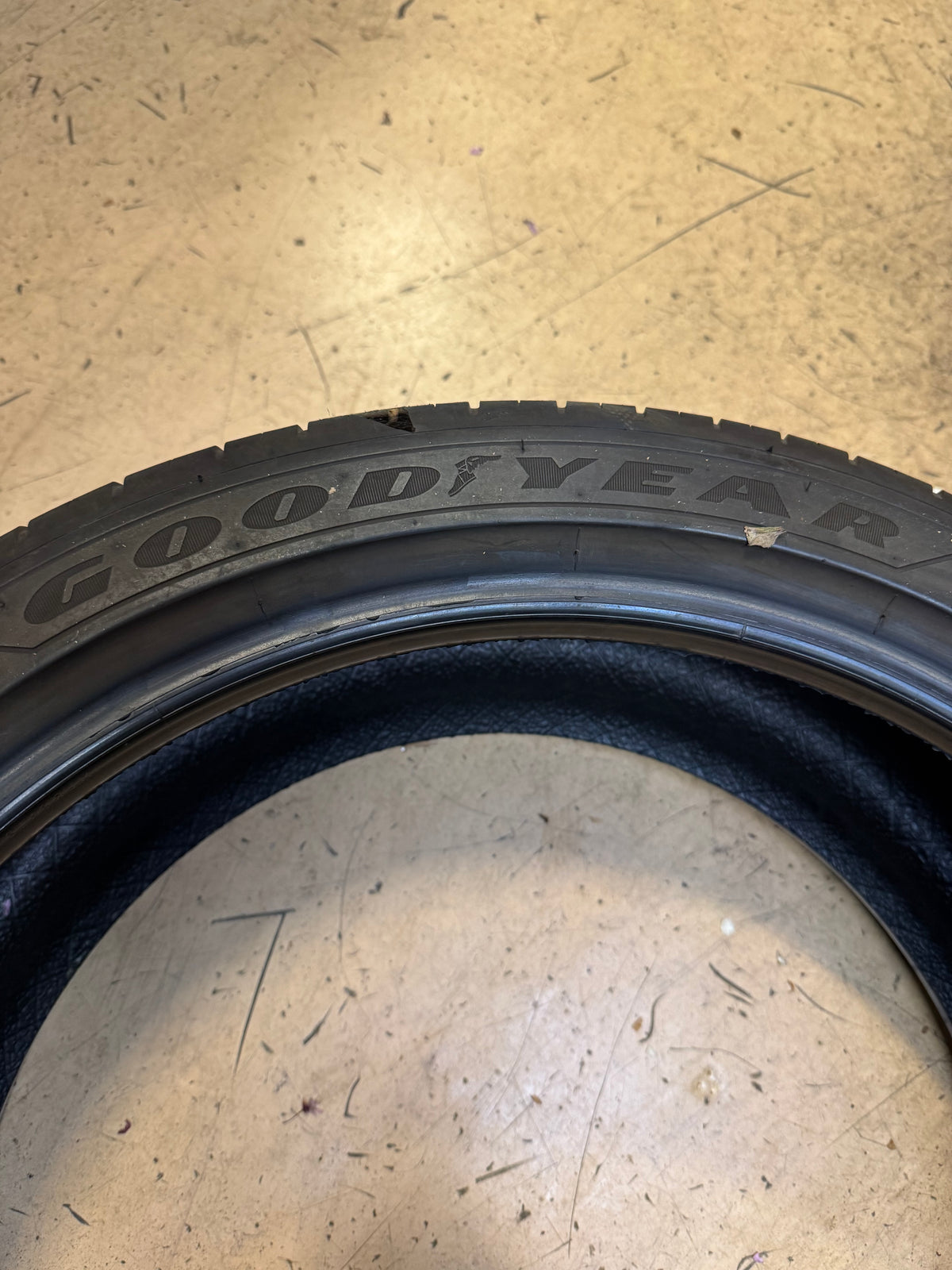 USED GOODYEAR EAGLE SPORT ALL-SEASON (NO FOAM) BSW P 235 40 19 96V TIRE 109209366