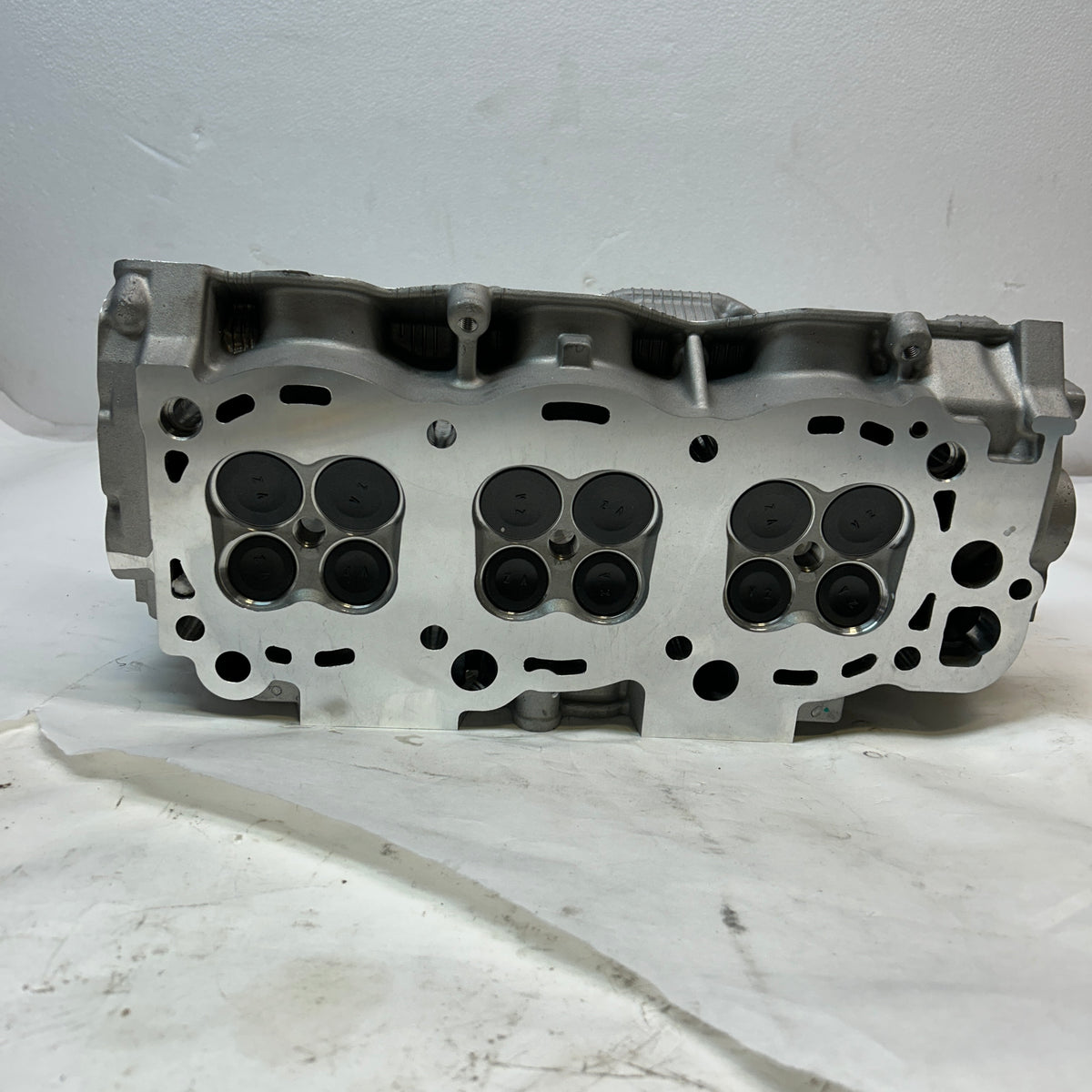 LEFT CYLINDER HEAD FIT 95-04 TOYOTA 4RUNNER TACOMA TUNDRA T100 3.4 DOHC 5VZFE