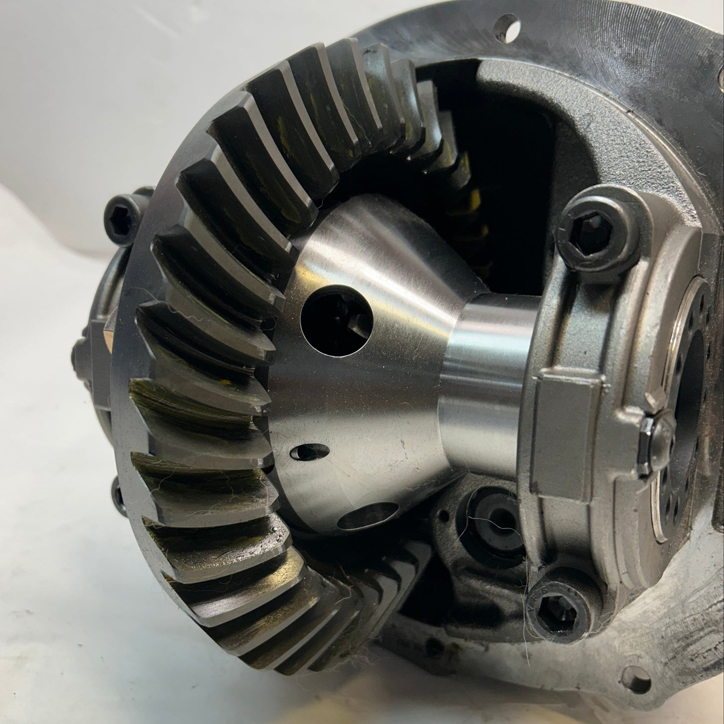 STRANGE PRO SERIES NODULAR IRON CASE FORD 9" 3.5 RATION 31 SPLINE PRF120