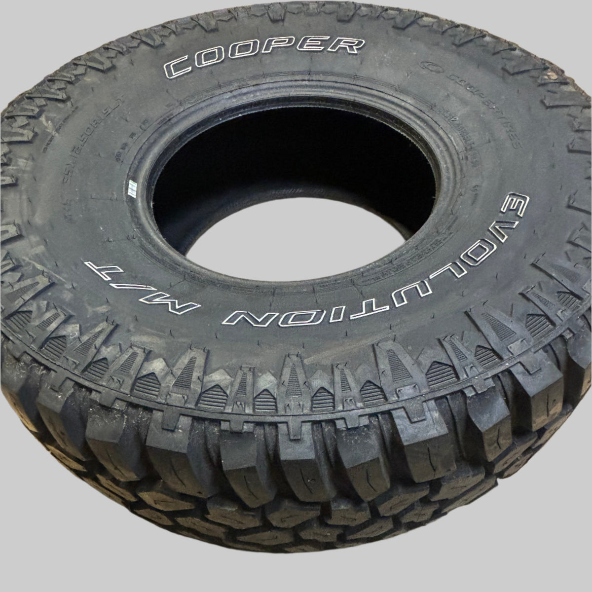 COOPER EVOLUTION M/T RWL LT 35 12.5 15 113Q LRC 6 PLY MUD TERRAIN TIRE 170166035