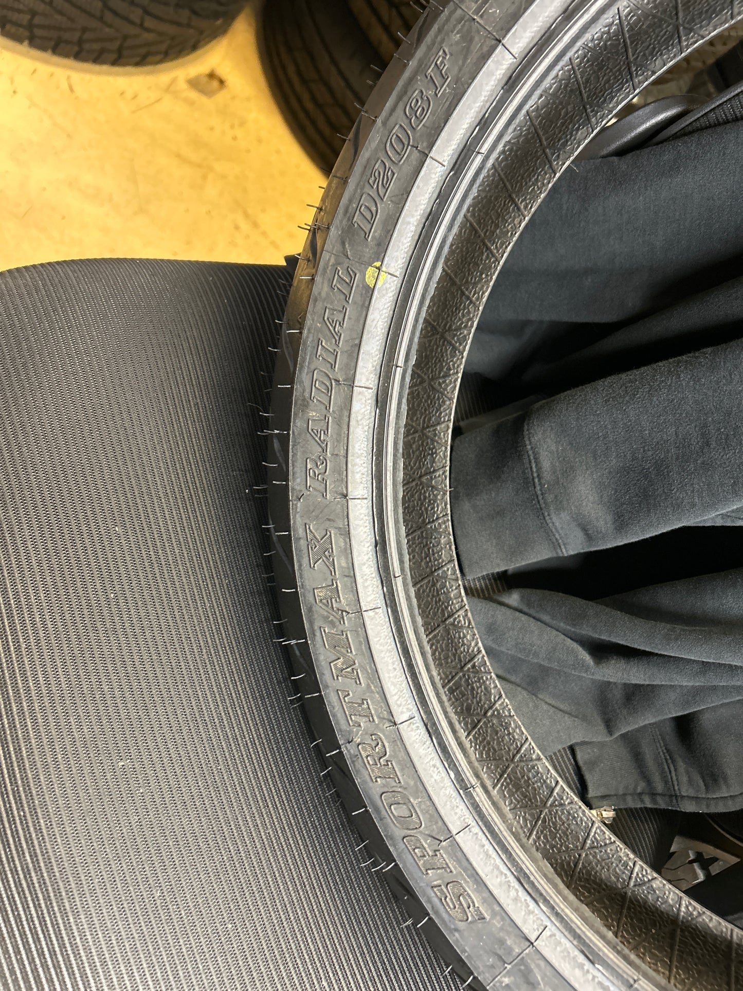 NOS DUNLOP SPORTMAX D208F BSW P 120 70 19 60W FRONT TIRE 45071362