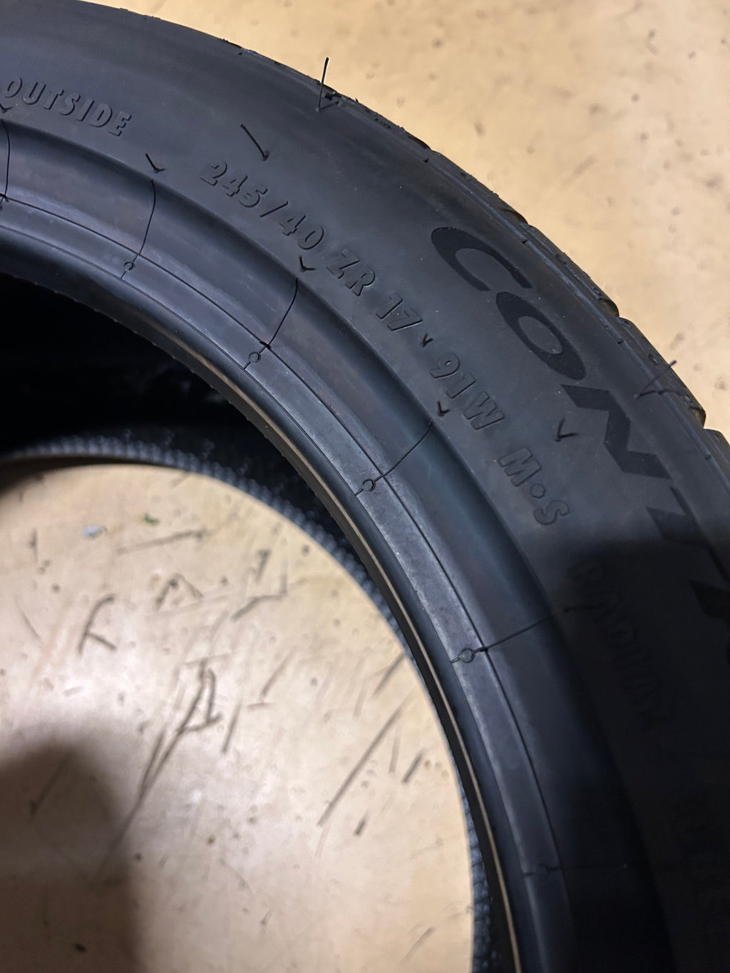 CONTINENTAL CONTROL CONTACT SPORT SRS+ P 245 40 17 91W TIRE 15575750000