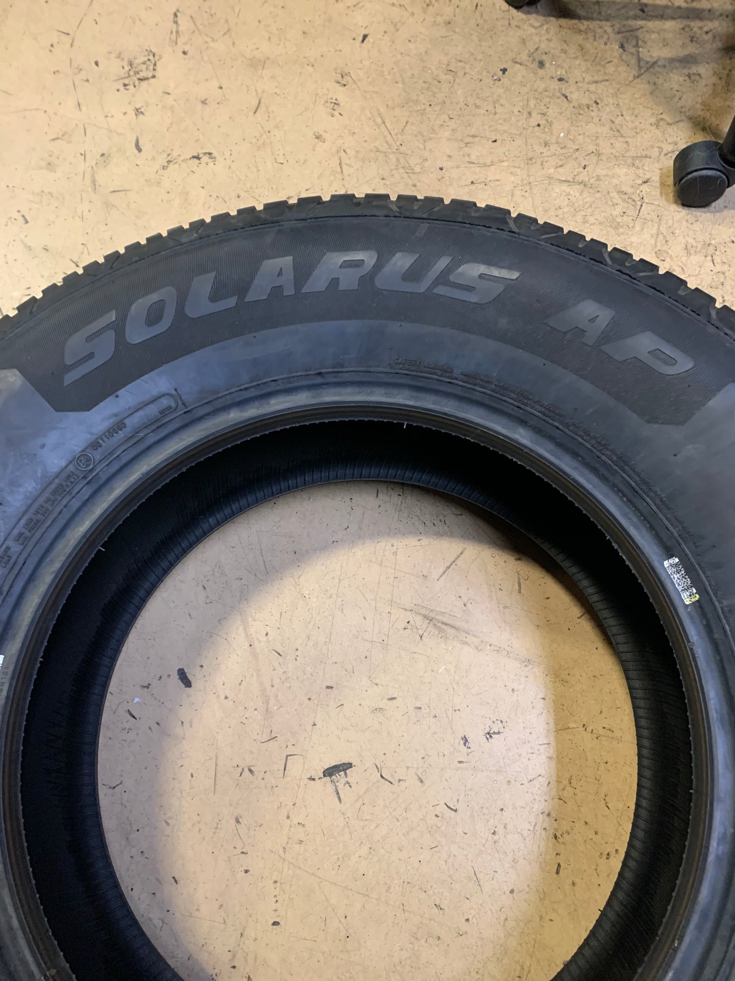 STARFIRE SOLARUS AP BSW P 265 70 17 115T ALL SEASON TIRE 165001002