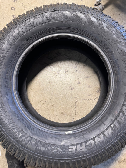 NOS HERCULES X-TREME BSW LT 275 65 18 123/120R 10PLY WINTER TIRE 01766
