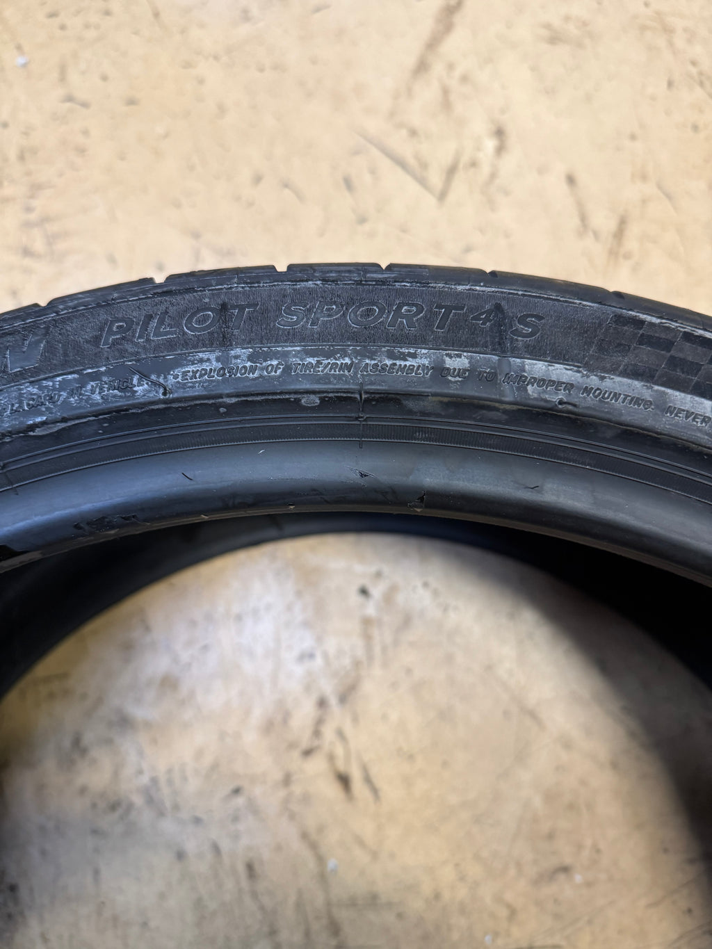 2 MICHELIN PILOT SPORT 4S BSW P 255 30 21 93Y XL UHP SUMMER TIRE 24541