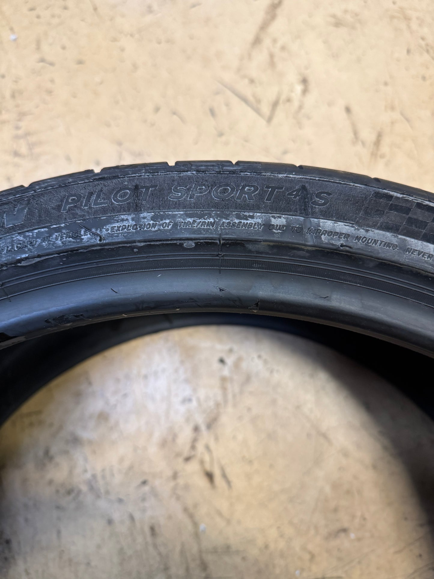 2 MICHELIN PILOT SPORT 4S BSW P 255 30 21 93Y XL UHP SUMMER TIRE 24541