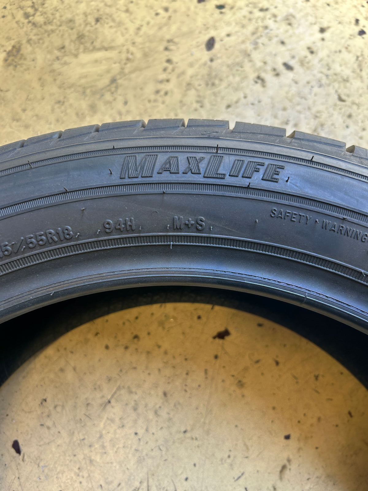 2 GOODYEAR ASSURANCE MAXLIFE BSW P 215 55 18 94H ALL SEASON TIRE 110939545