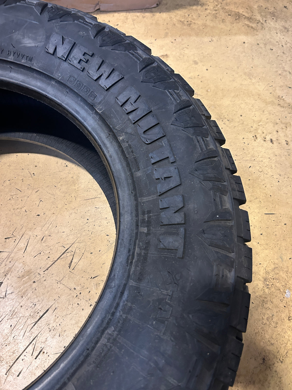 PREDATOR NEW MUTANT X-AT BSW LT 265 65 17 112T ALL TERRAIN TIRE NPRXATS11