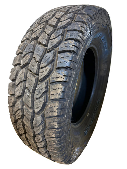 USED 16/32" COOPER DISCOVERER A/T3 OWL LT 265/70R17 112/109S 6PLY TIRE 170001001
