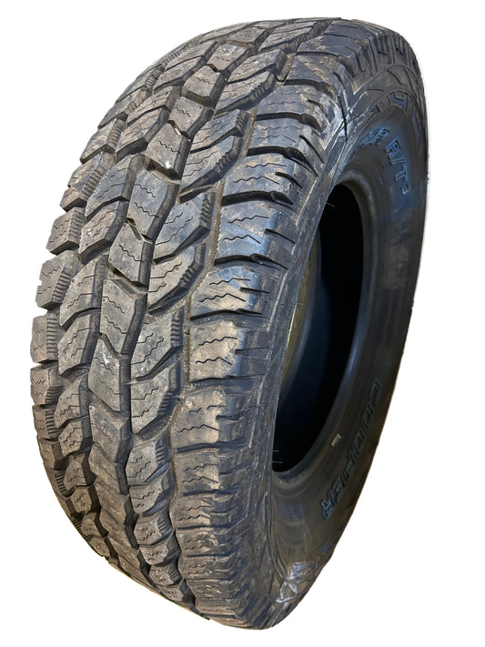 USED 16/32" COOPER DISCOVERER A/T3 OWL LT 265/70R17 112/109S 6PLY TIRE 170001001