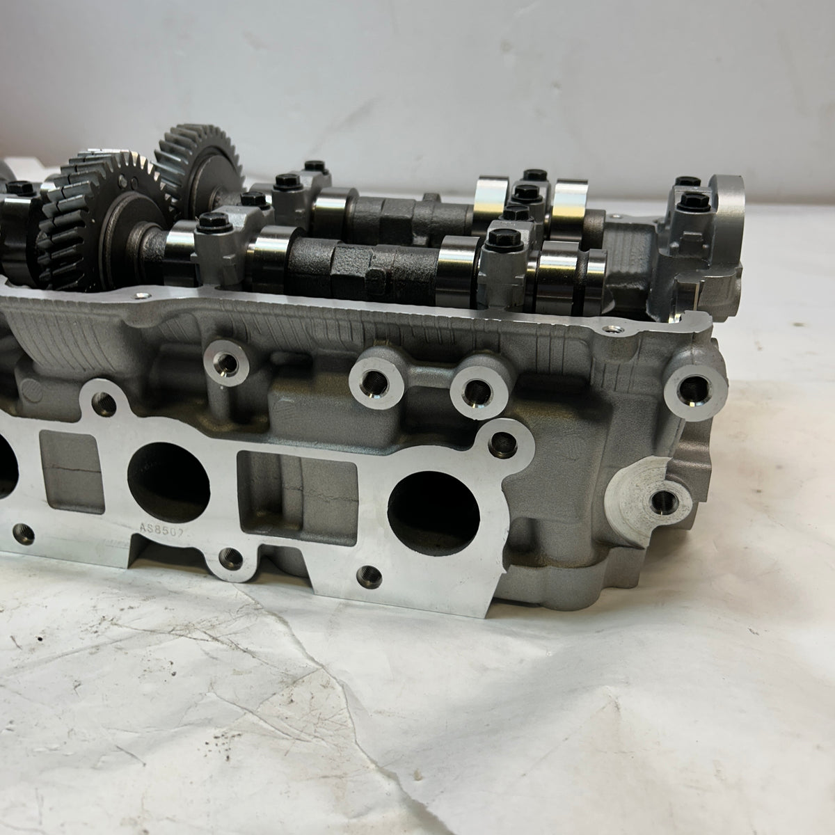 LEFT CYLINDER HEAD FIT 95-04 TOYOTA 4RUNNER TACOMA TUNDRA T100 3.4 DOHC 5VZFE