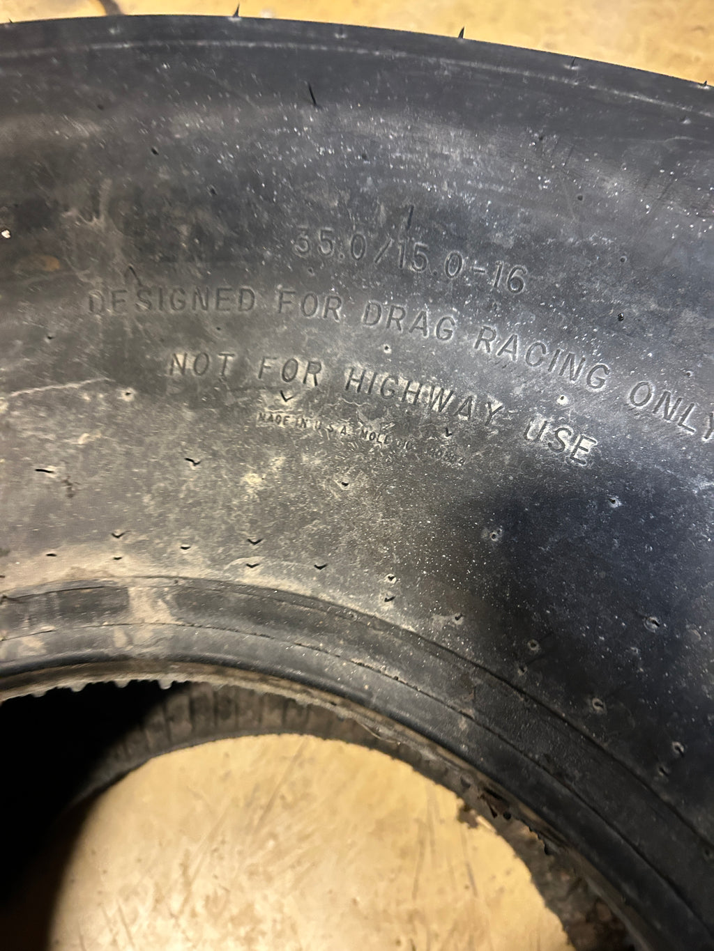 NOS MICKEY THOMPSON ET DRAG BSW 35 15 16 DRAG TIRE 365035011