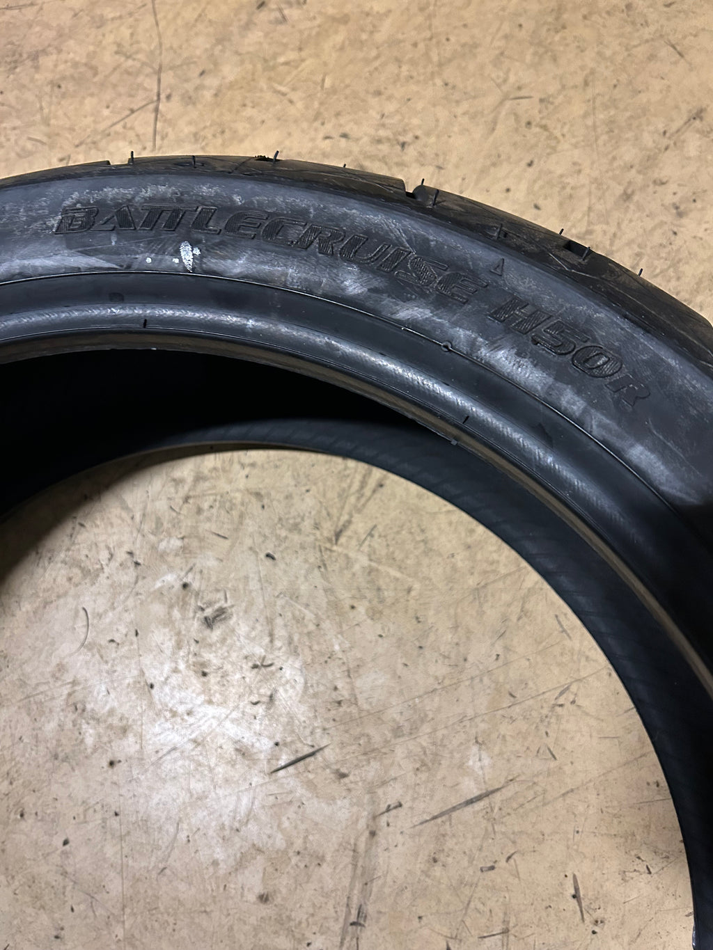 BRIDGESTONE BATTLECRUISE H50R 180 55 18 80H MOTORCYCLE TIRE 009091