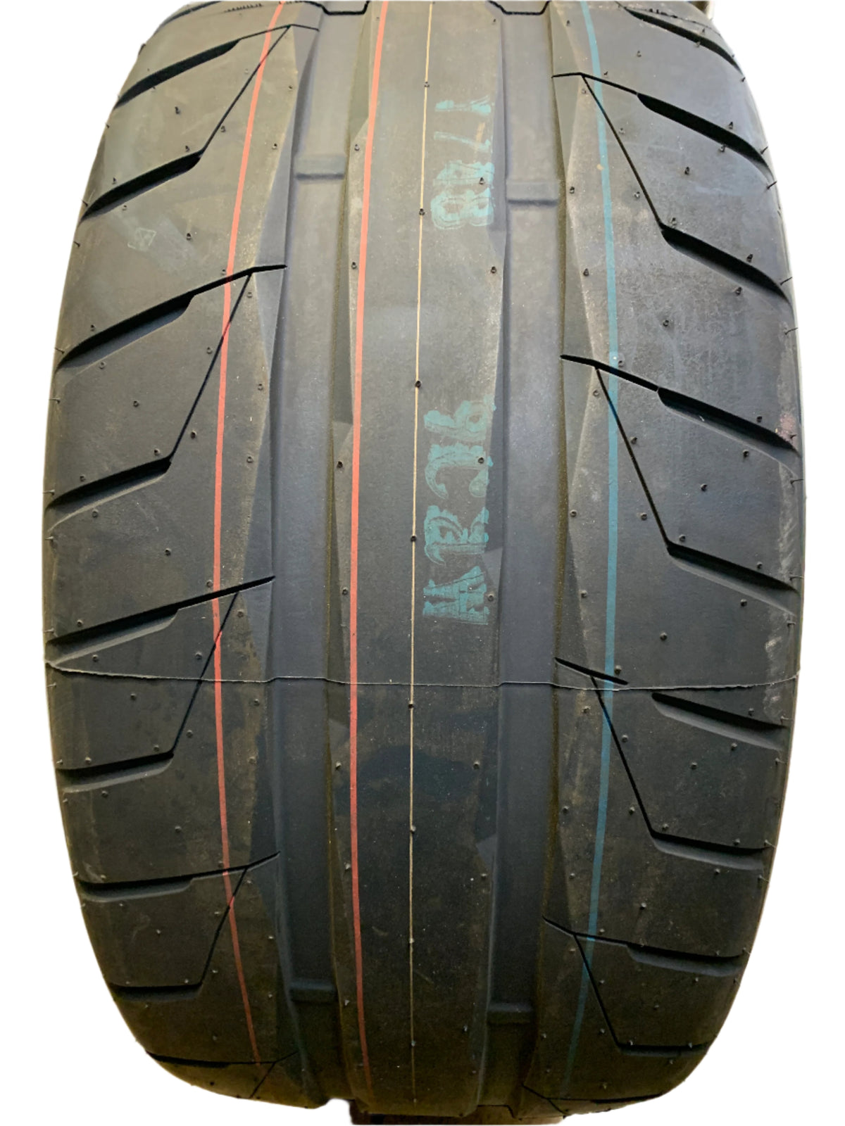 NITTO NT05 BSW P  275 40 17 98W PERFORMANCE TIRE 207010
