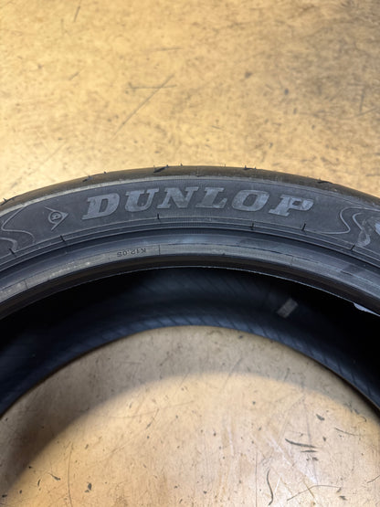 DUNLOP SPORTMAX ROADSMART IV 190 50 17 73W REAR MOTORCYCLE TIRE 45253305
