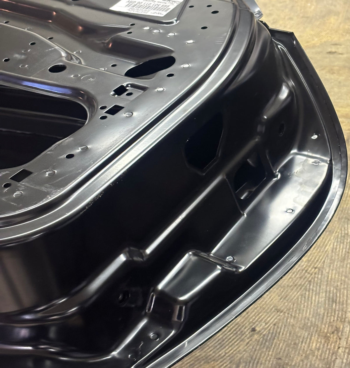 PORSCHE 911 99-04 DOOR SHELL BLACK PRIMED 996 531 011 06 GRV