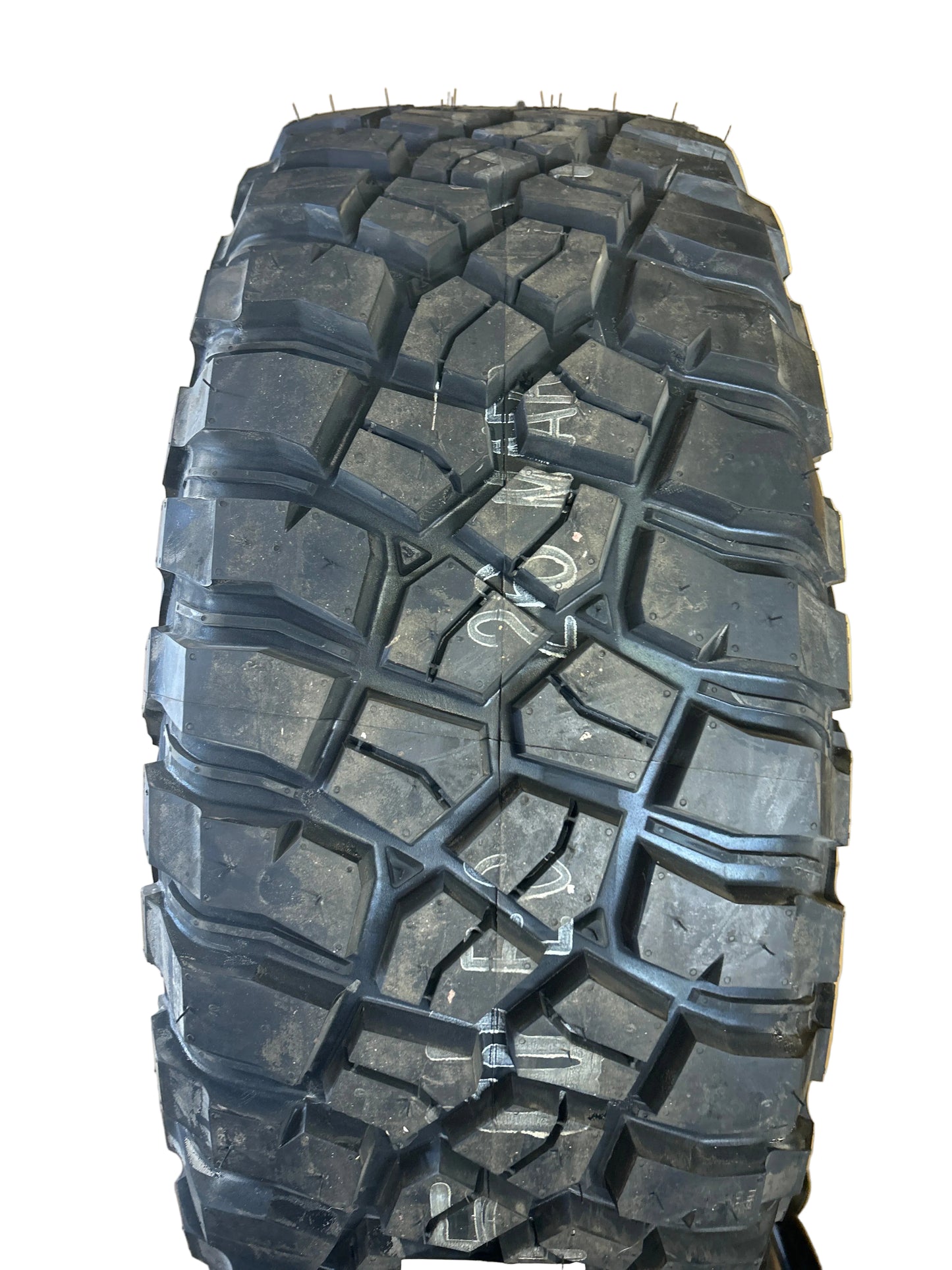 [KSL ONLY] 2 BFGOODRICH MUD TERRAIN T/A KM3 BSW LT295 70 17 121/118Q 10PLY MUD TIRE 15052