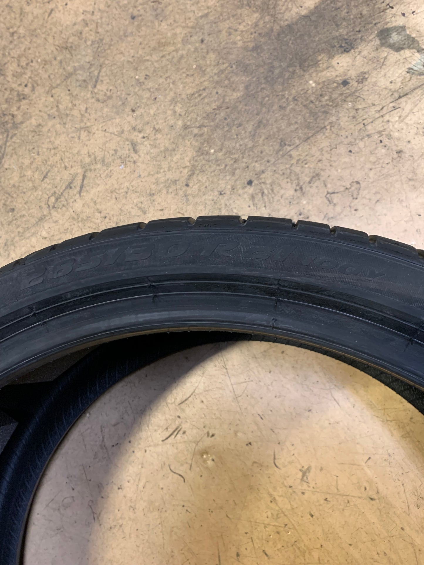 PIRELLI P ZERO PZ4 MO-S (FOAM) BSW P 285 30 21 100Y XL SUMMER TIRE 3946400